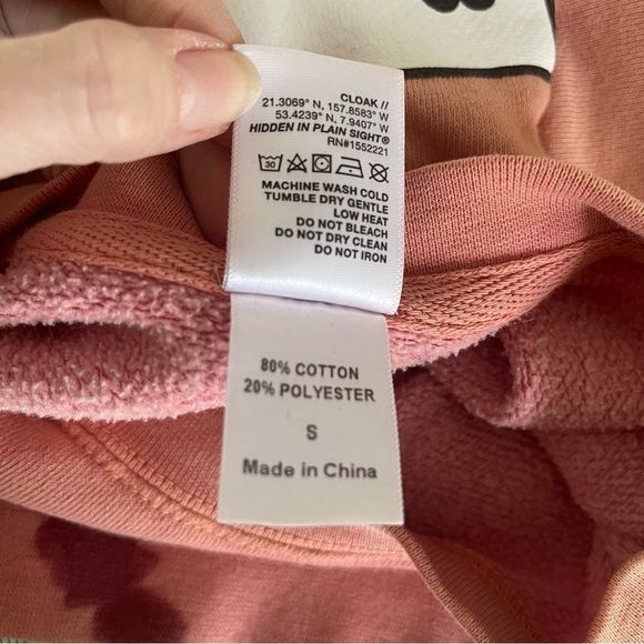 Tie Dye Cloak Manga Off With Their Heads Sweatshirt - Picture 5 of 5